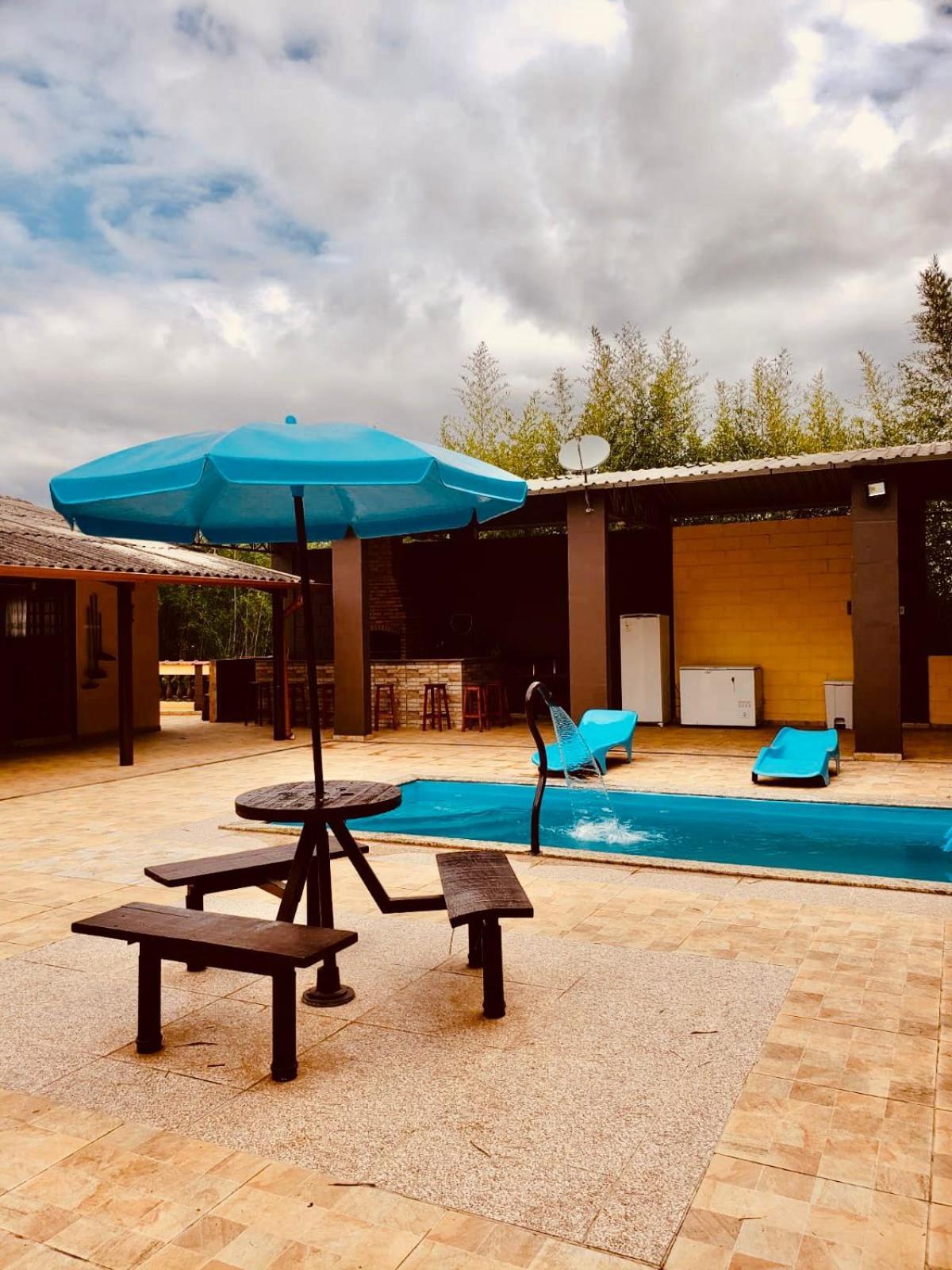 Вилла Chacara Charmosa Com Piscina, Campo De Futebol Гуаратингета Экстерьер фото